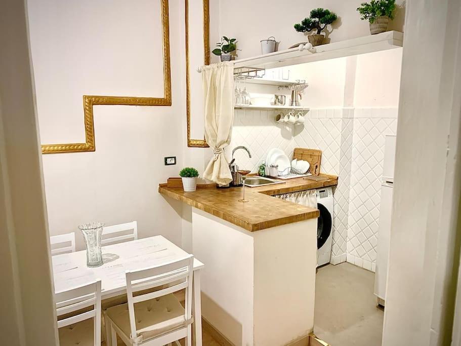 Lovely And Cozy Central Apartment In The Best Position Firenze Bagian luar foto